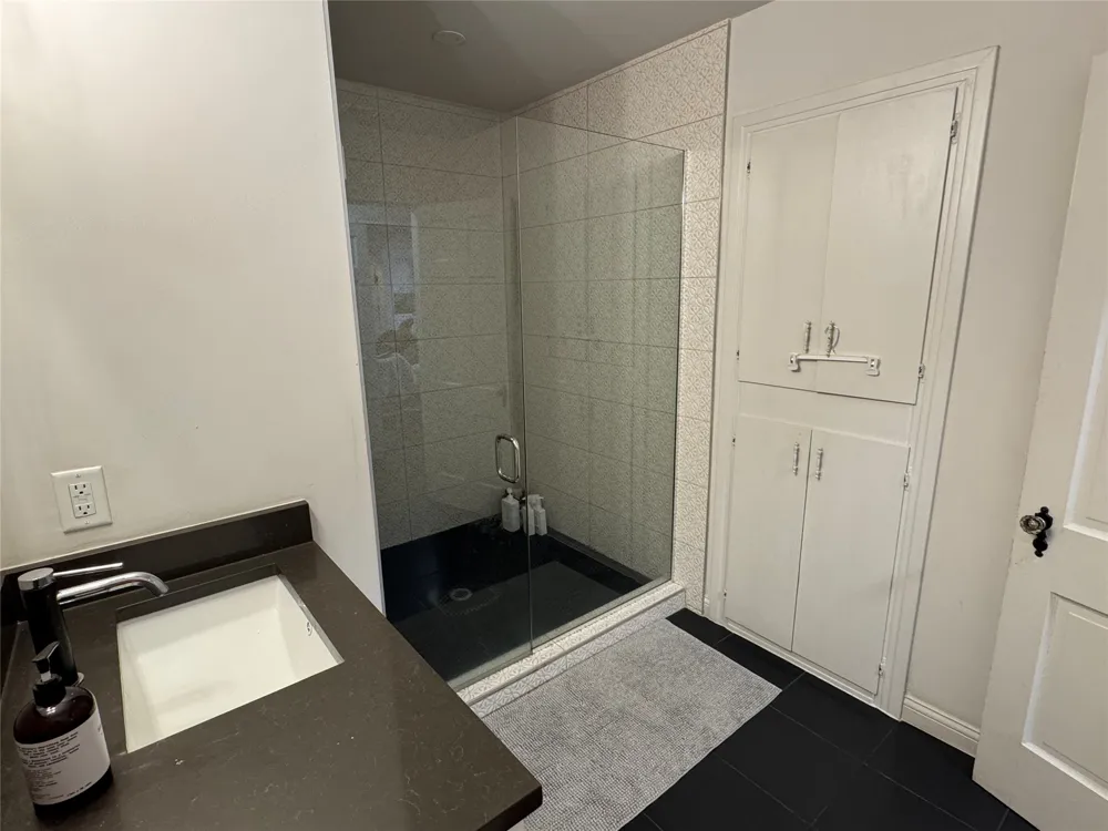 722 S Prairieville Athens, TX 75751