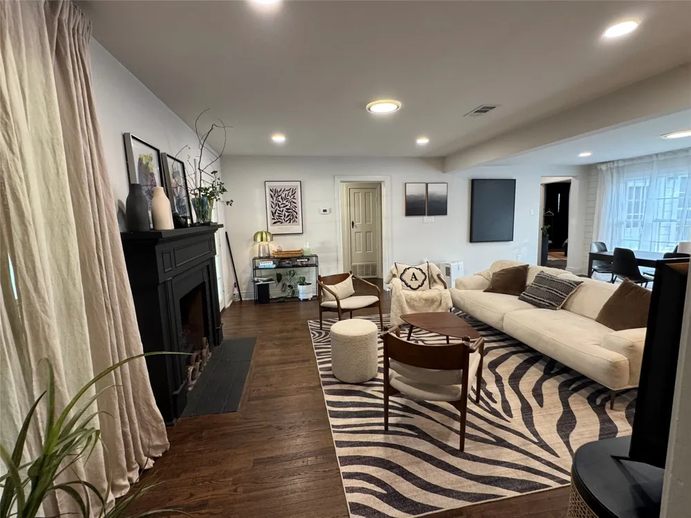 722 S Prairieville Athens, TX 75751