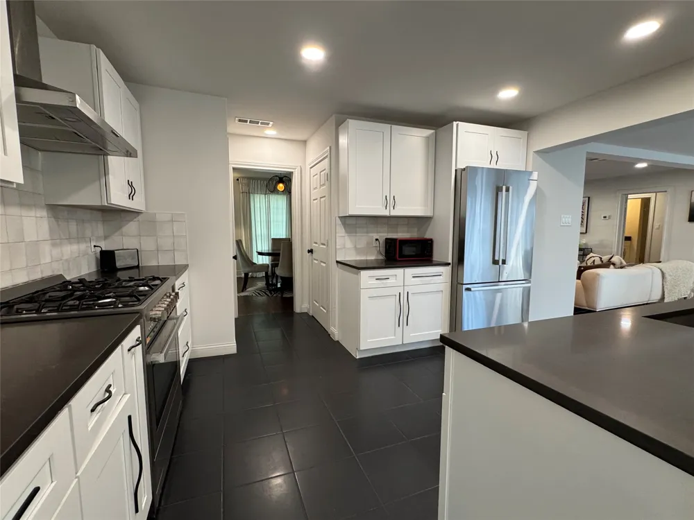 722 S Prairieville Athens, TX 75751