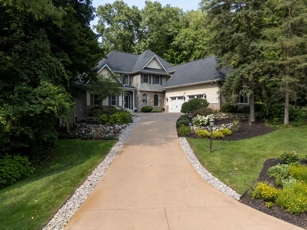 2980 Kellison Drive Kalamazoo, MI 49009