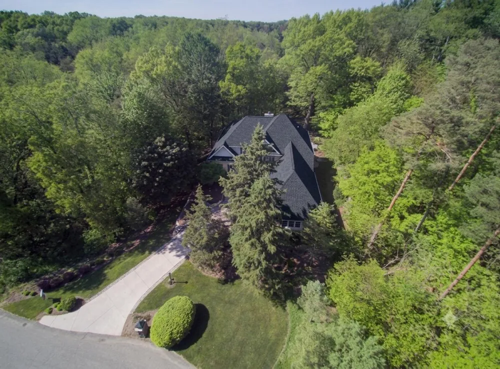 2980 Kellison Drive Kalamazoo, MI 49009