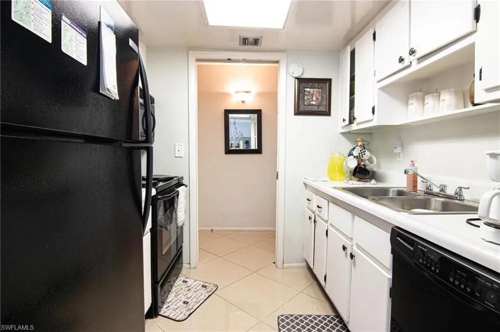 2366 E Mall Drive #414 Fort Myers, FL 33901