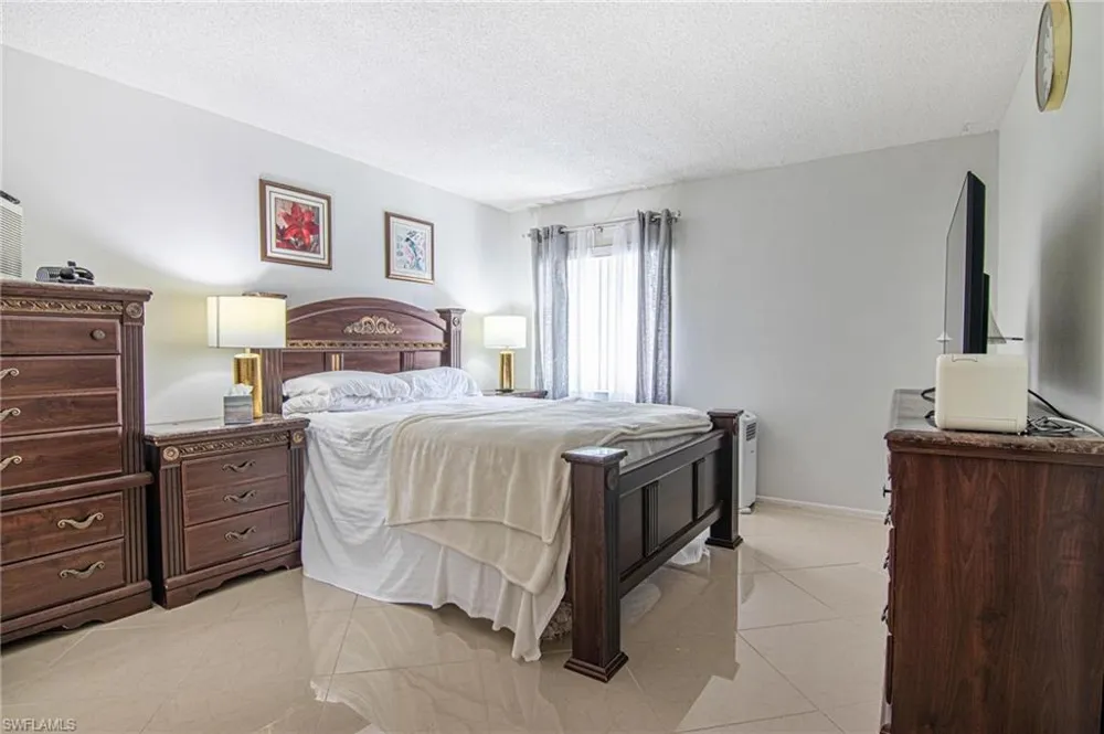 2366 E Mall Drive #414 Fort Myers, FL 33901
