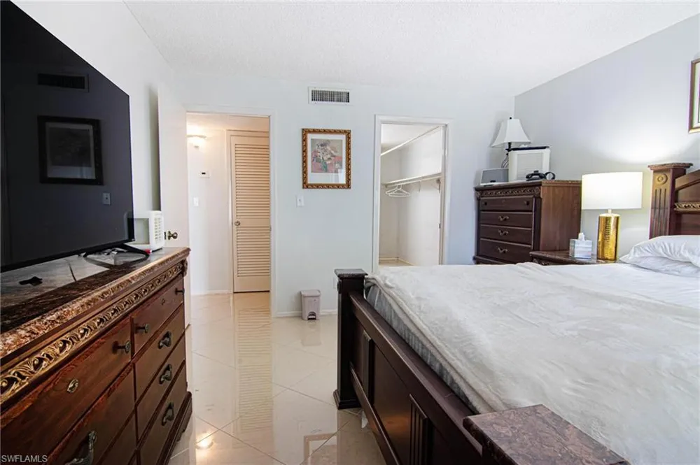 2366 E Mall Drive #414 Fort Myers, FL 33901