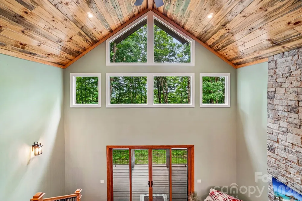 1067 English Ridge Drive Mars Hill, NC 28754