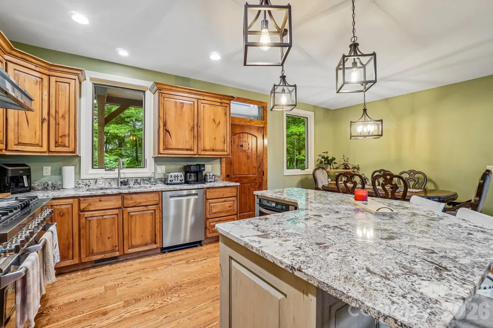 1067 English Ridge Drive Mars Hill, NC 28754