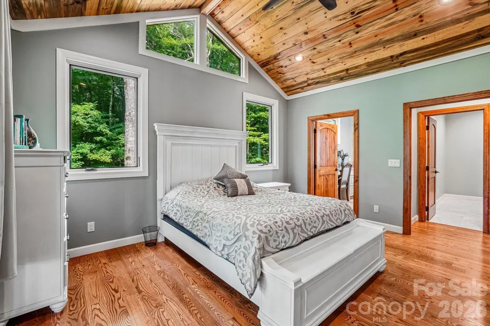 1067 English Ridge Drive Mars Hill, NC 28754