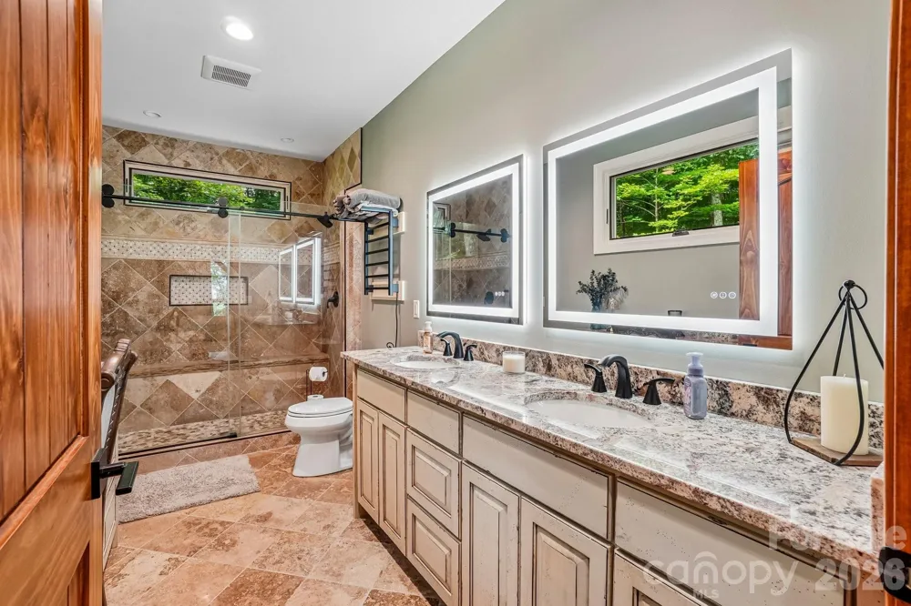 1067 English Ridge Drive Mars Hill, NC 28754