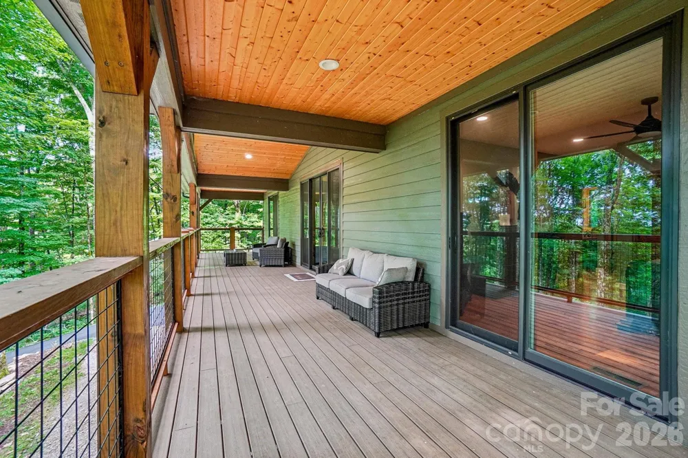 1067 English Ridge Drive Mars Hill, NC 28754
