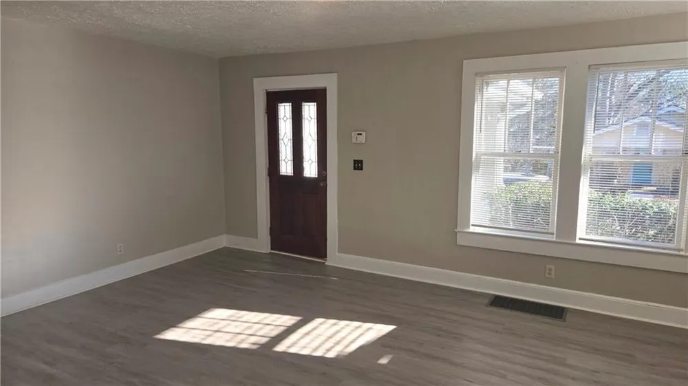 615 Dyer Street Gainesville, GA 30501