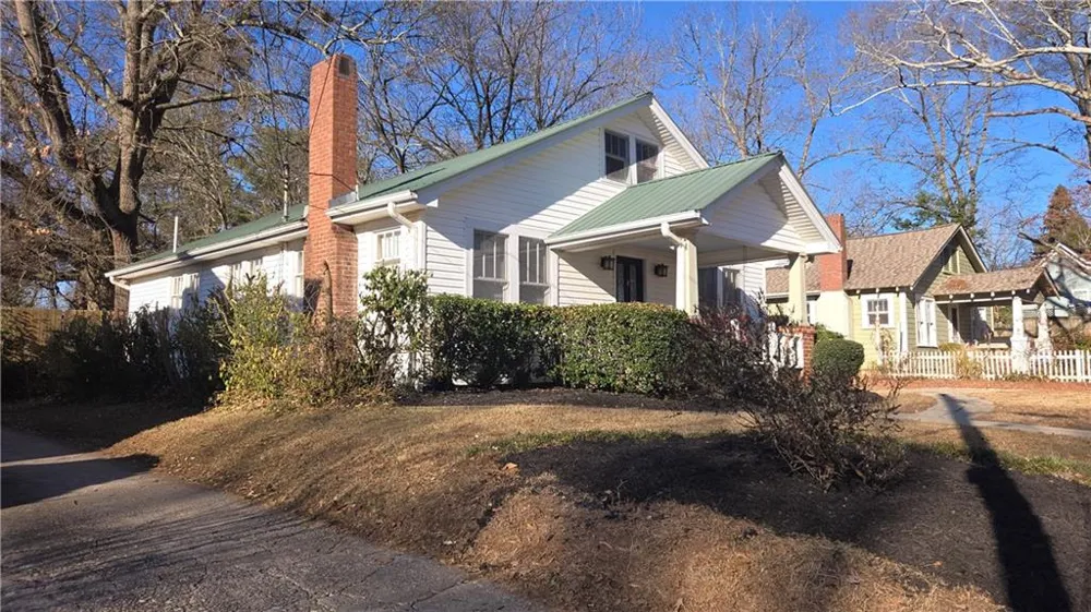 615 Dyer Street Gainesville, GA 30501