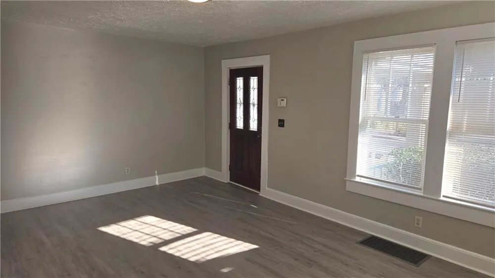 615 Dyer Street Gainesville, GA 30501