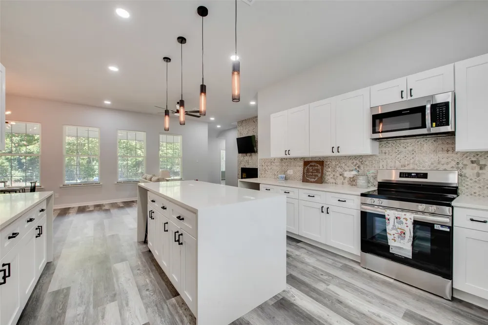 4212 Balch Drive Dallas, TX 75216