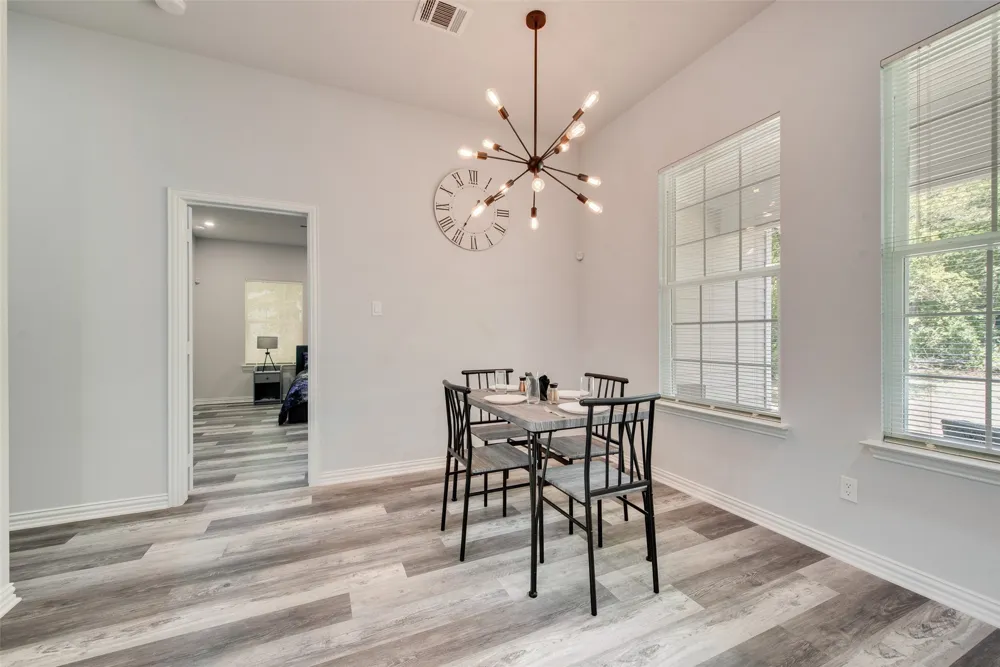 4212 Balch Drive Dallas, TX 75216