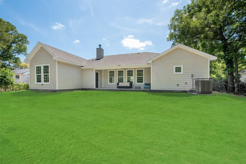 4212 Balch Drive Dallas, TX 75216