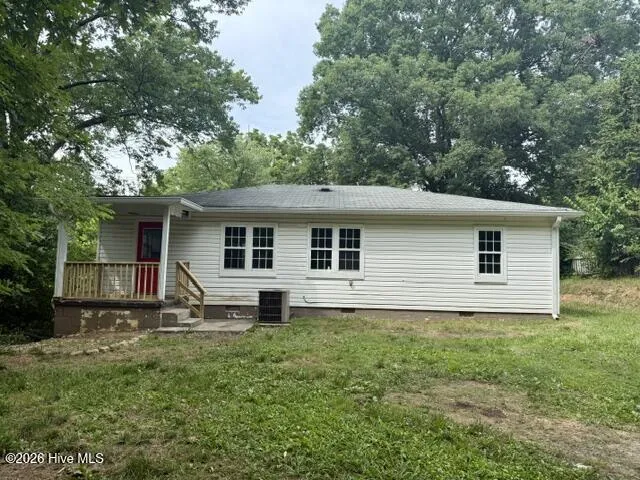1040 6th Street NE Cleveland, TN 37311