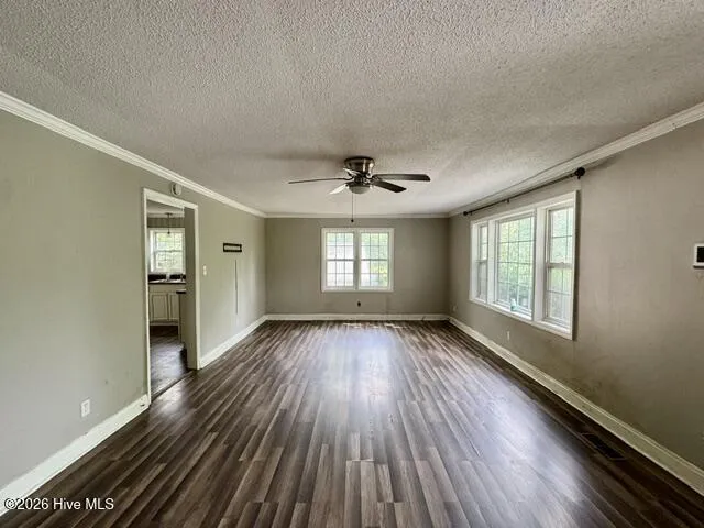 1040 6th Street NE Cleveland, TN 37311