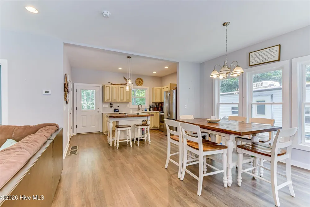 1697 Broad River Scenic Drive Tignall, GA 30668