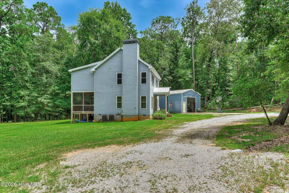 1697 Broad River Scenic Drive Tignall, GA 30668