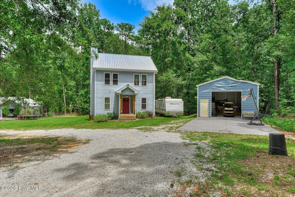 1697 Broad River Scenic Drive Tignall, GA 30668
