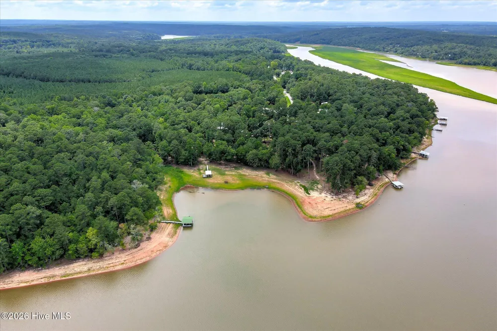 1697 Broad River Scenic Drive Tignall, GA 30668