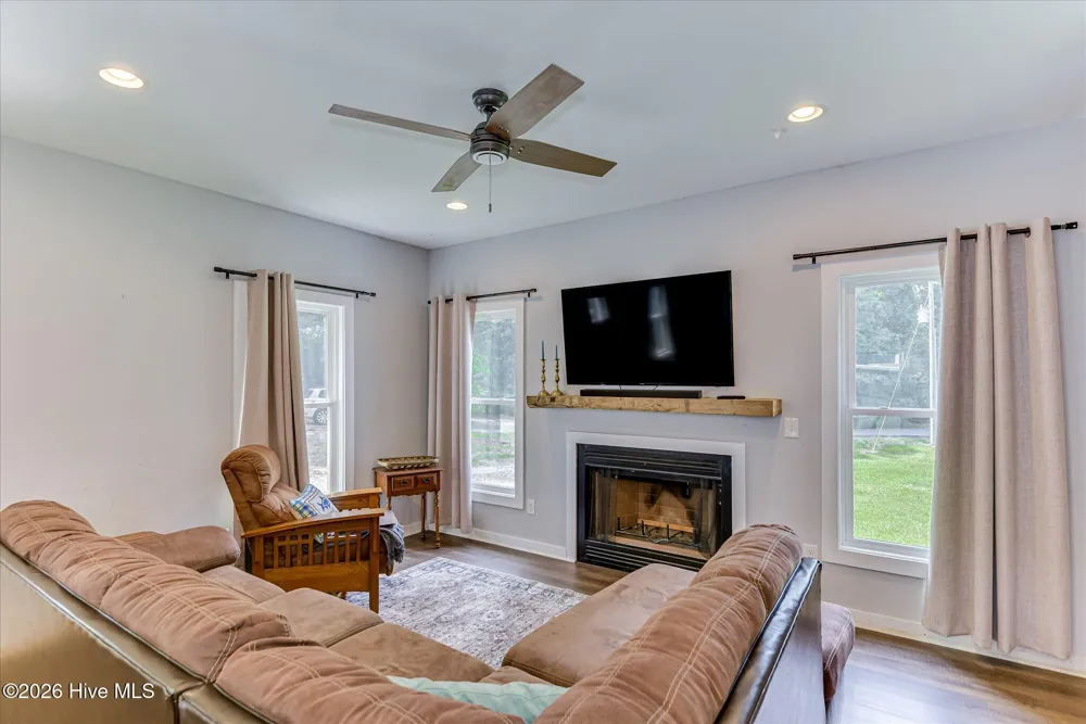 1697 Broad River Scenic Drive Tignall, GA 30668