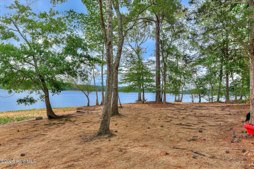 1697 Broad River Scenic Drive Tignall, GA 30668