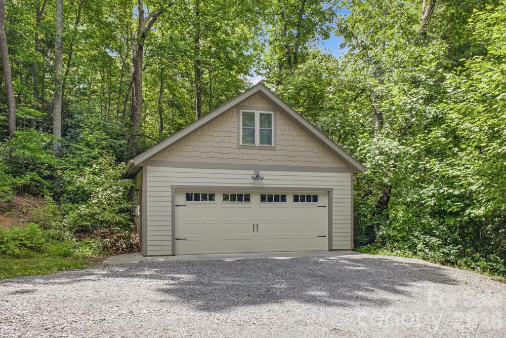 101 Reeds Creek Road Fairview, NC 28730