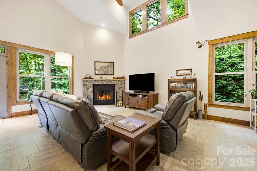 101 Reeds Creek Road Fairview, NC 28730