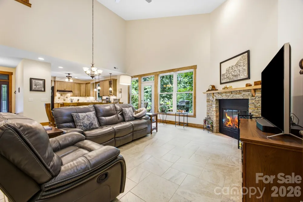 101 Reeds Creek Road Fairview, NC 28730