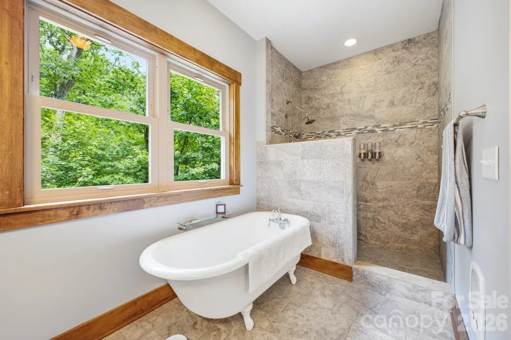 101 Reeds Creek Road Fairview, NC 28730