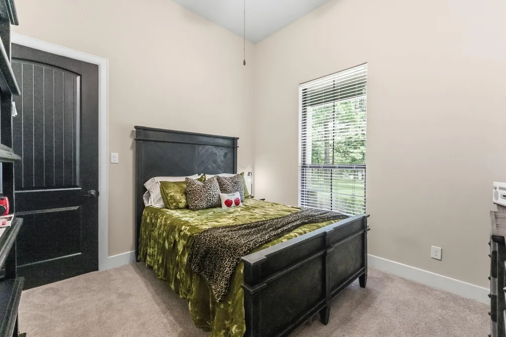 133 Dedication Trail Huntsville, TX 77340