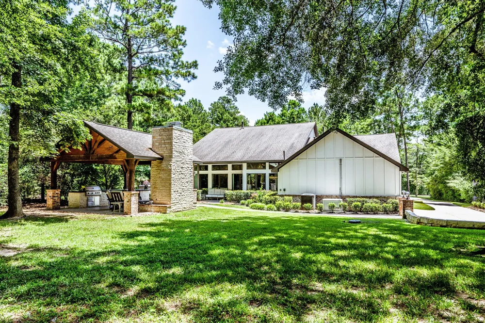 133 Dedication Trail Huntsville, TX 77340