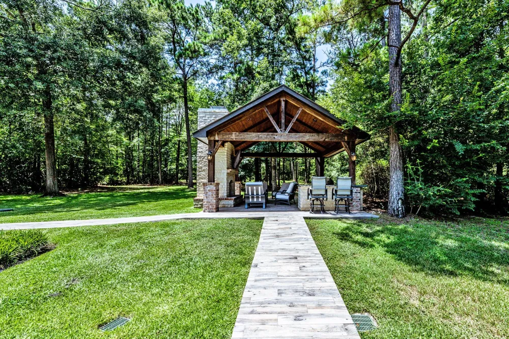 133 Dedication Trail Huntsville, TX 77340