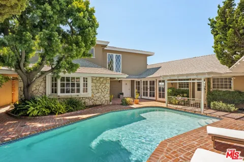 2317 Kimridge Road