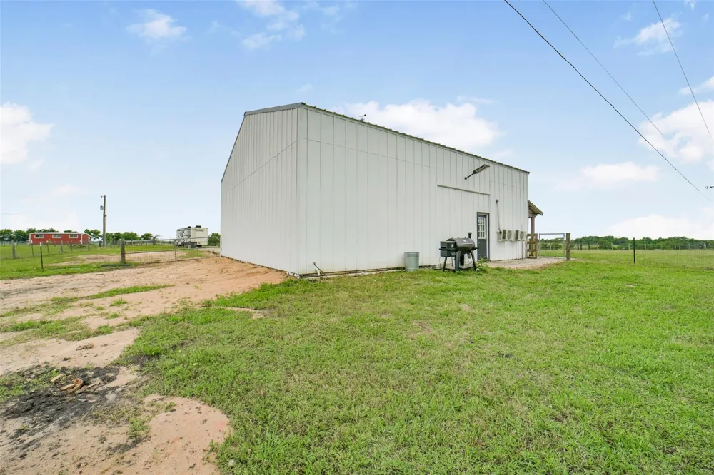 12769 Fm 362 Road Road Navasota, TX 77868