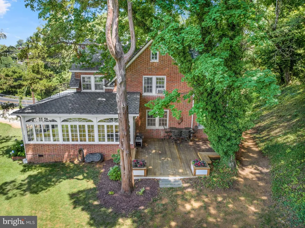 1979 BALTIMORE ANNAPOLIS BOULEVARD Annapolis, MD 21409