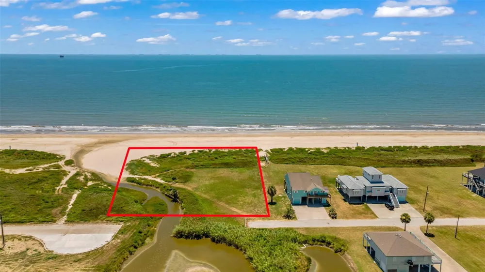 704 Villa Drive Port Bolivar, TX 77650
