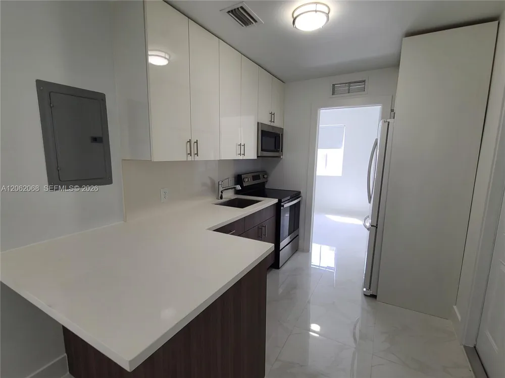 1646 NW 1st Pl #2 Miami, FL 33136