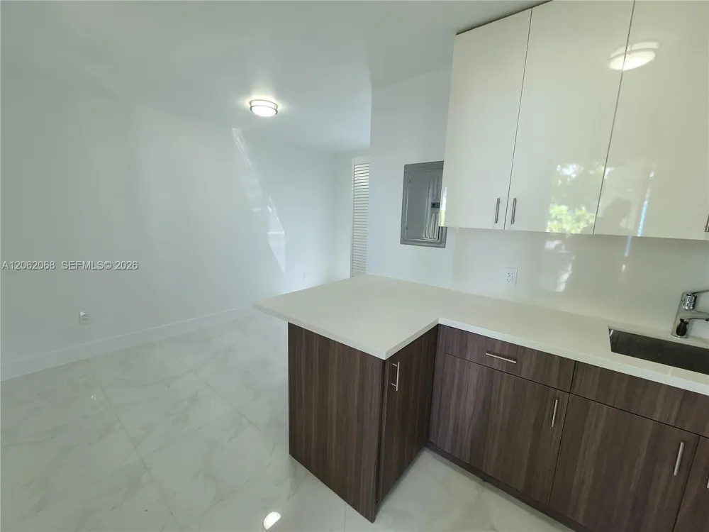 1646 NW 1st Pl #2 Miami, FL 33136