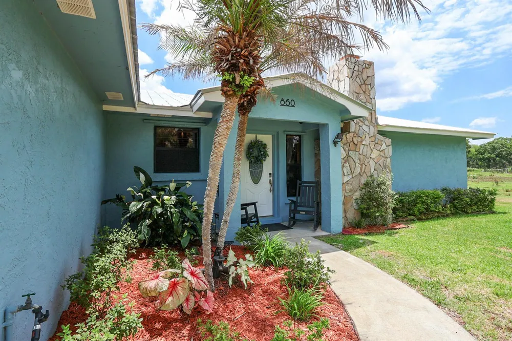 860 NW 141st Street Okeechobee, FL 34972
