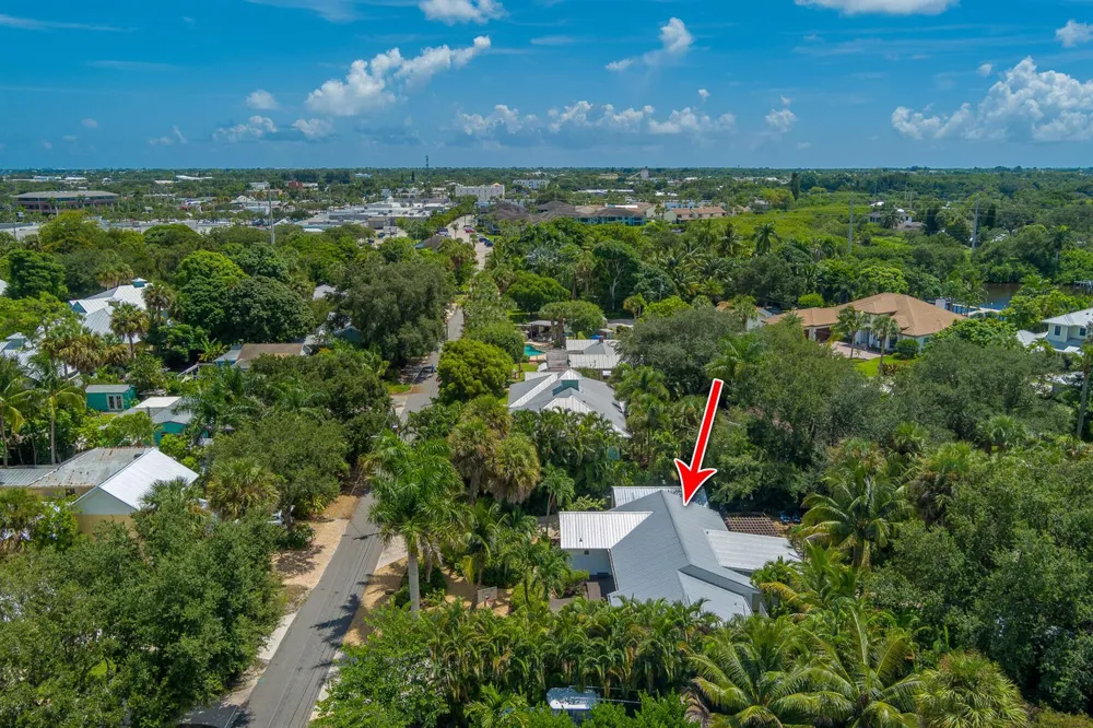 547 SW Riverview Street Stuart, FL 34994