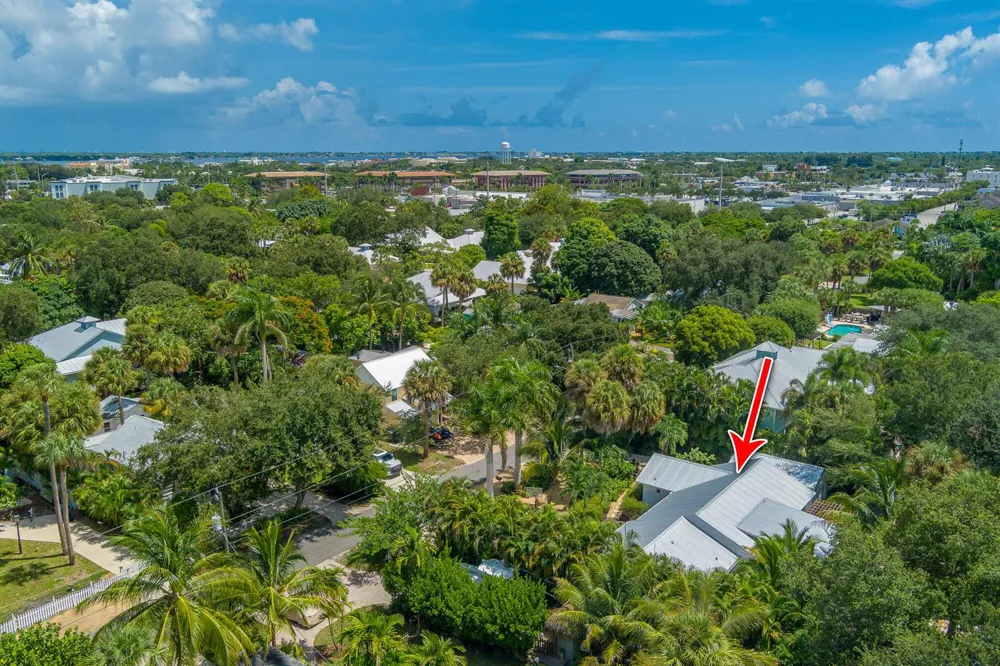 547 SW Riverview Street Stuart, FL 34994