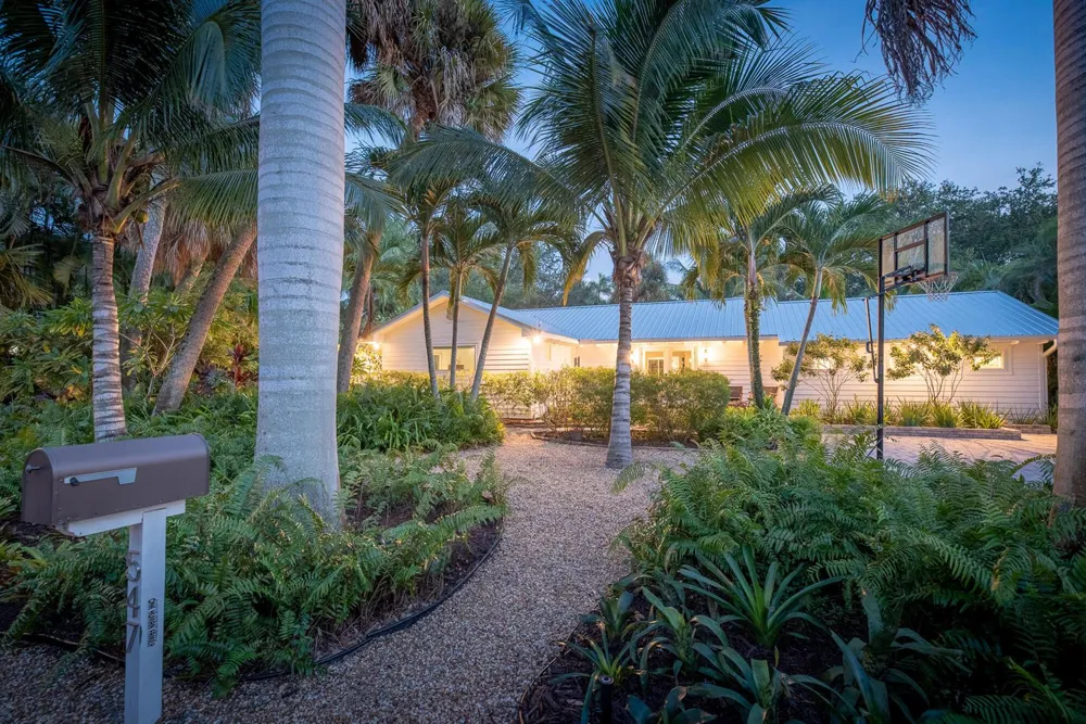 547 SW Riverview Street Stuart, FL 34994