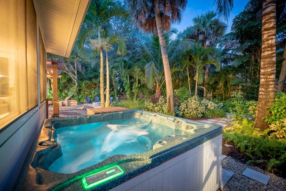 547 SW Riverview Street Stuart, FL 34994
