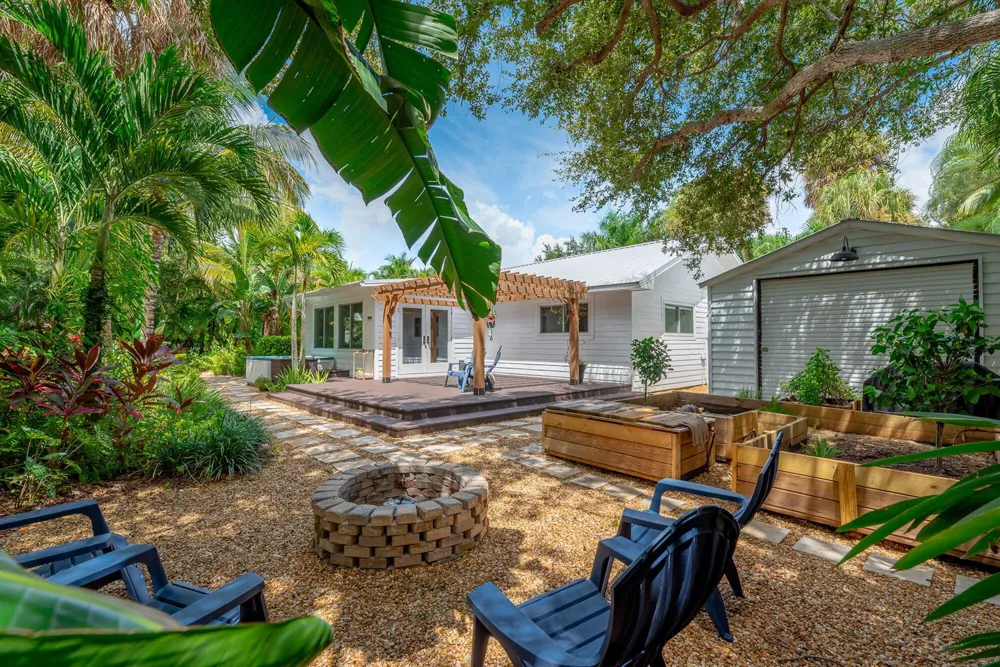 547 SW Riverview Street Stuart, FL 34994