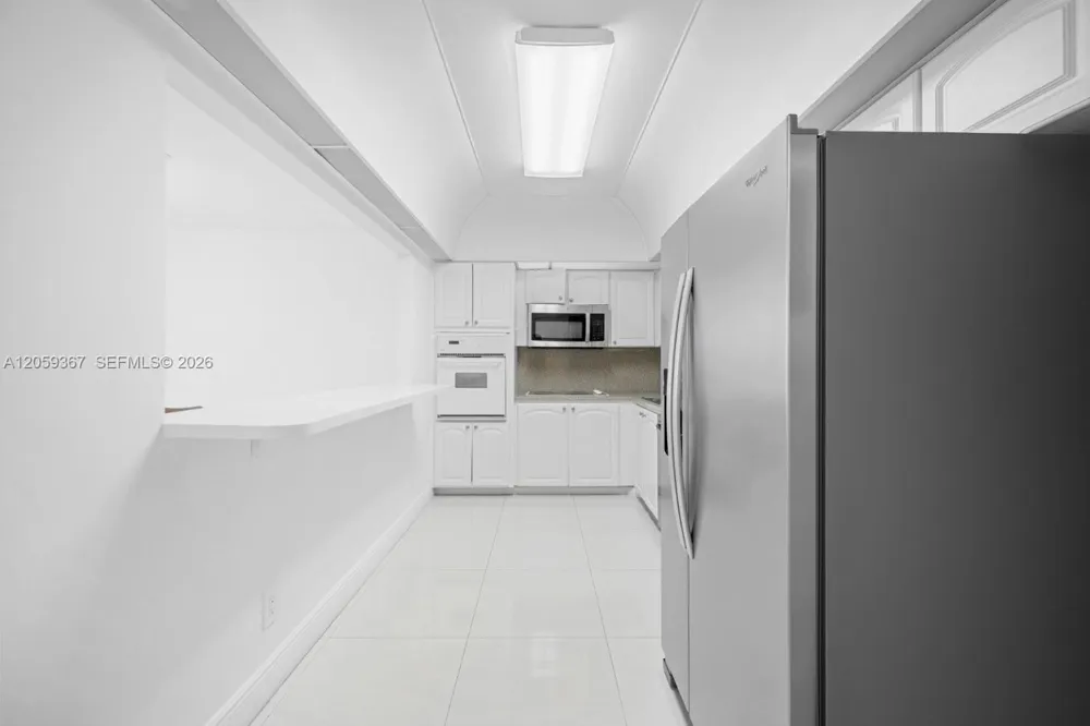 19370 Collins Ave #1122 Sunny Isles Beach, FL 33160