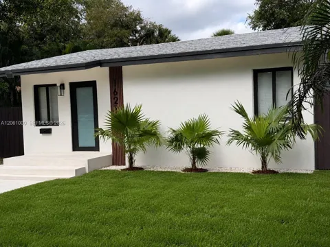 1621 SW 11th Ct