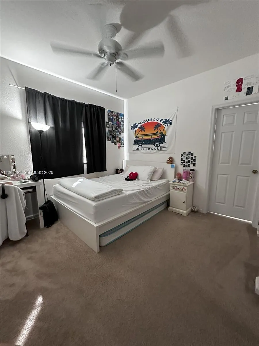 541 Princess Dr Margate, FL 33068