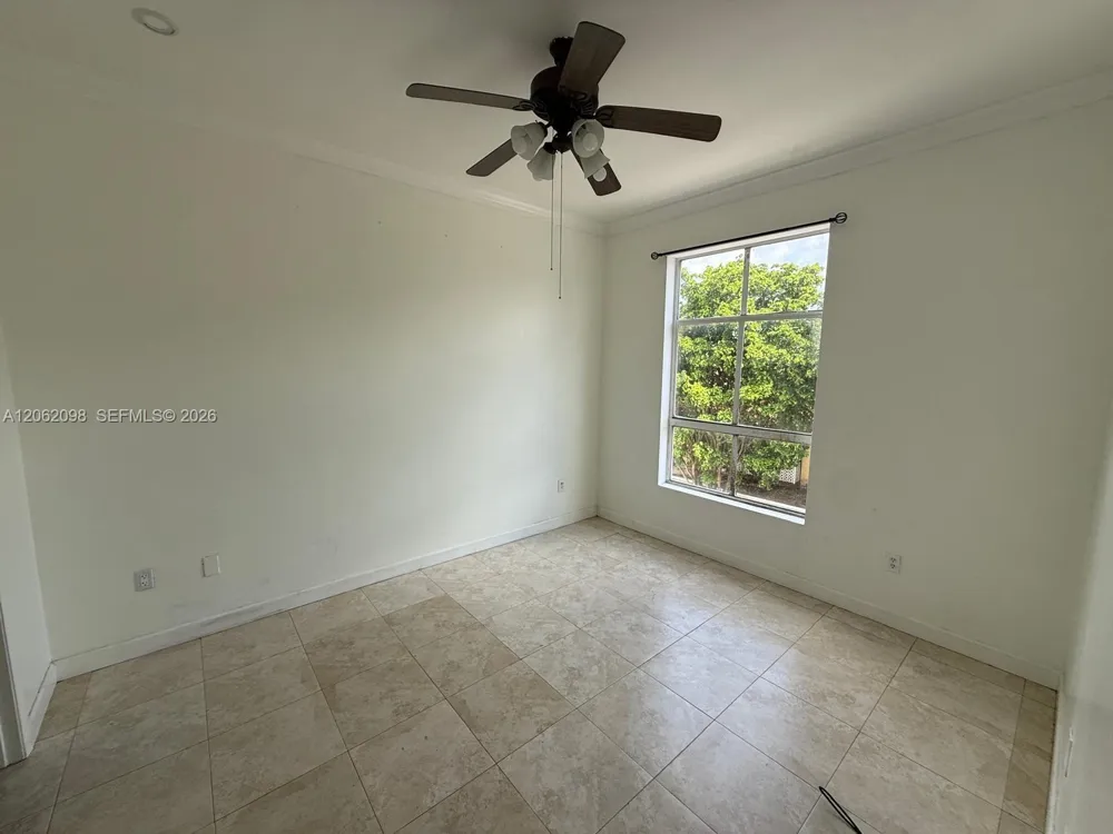 7420 W 20th Ave #355 Hialeah, FL 33016
